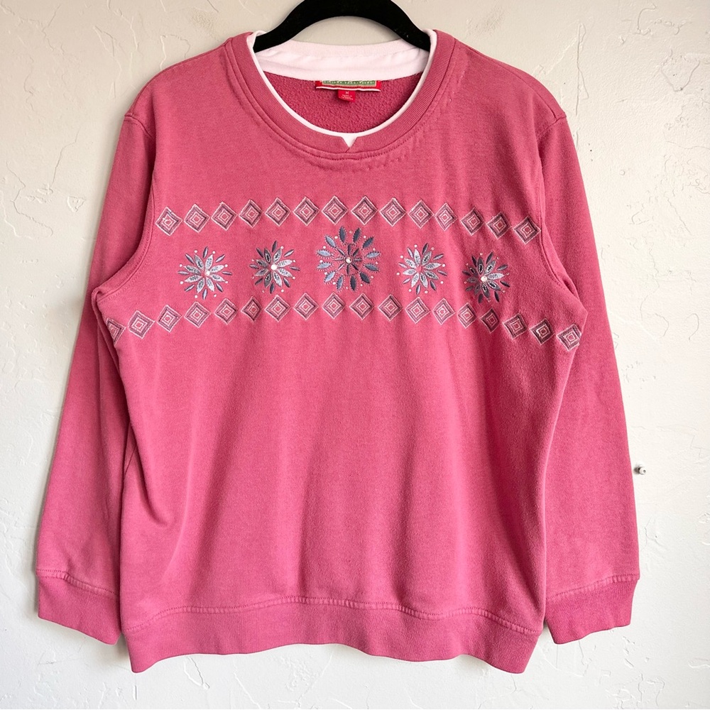 Cottagecore Women’s Rose Pink Embroidered Rhinestone Vintage Sweatshirt Medium